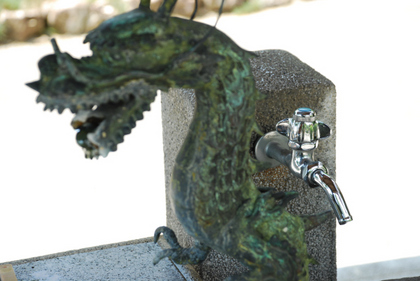 100816_善楽寺の水栓.JPG